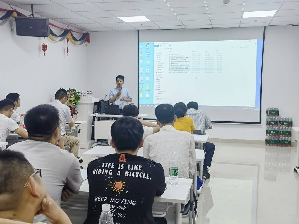 1625468117.jpg 银川梓煜互联网广告公司有限公司药业技术交流会 (3) - 副本.jpg